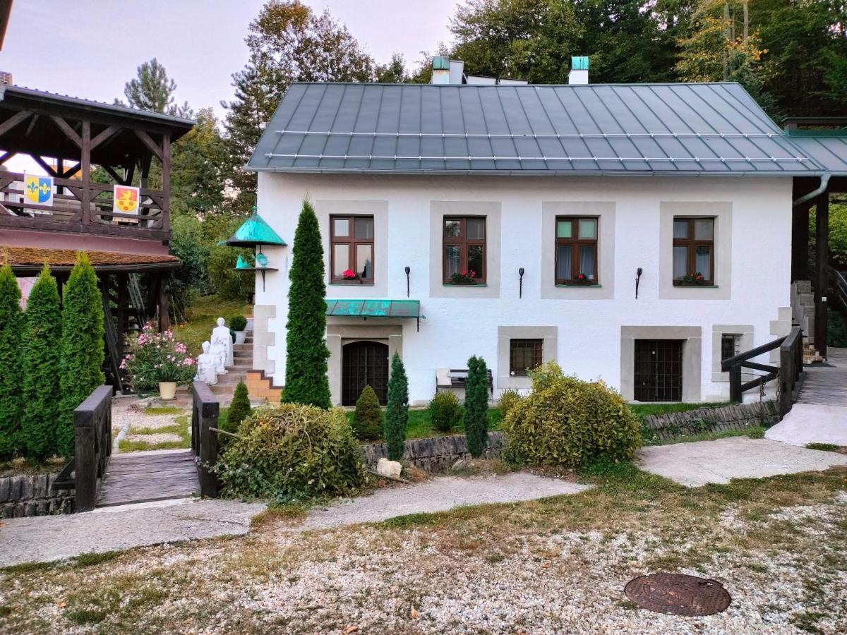 Paracelsus House Besztercebánya Kültér fotó