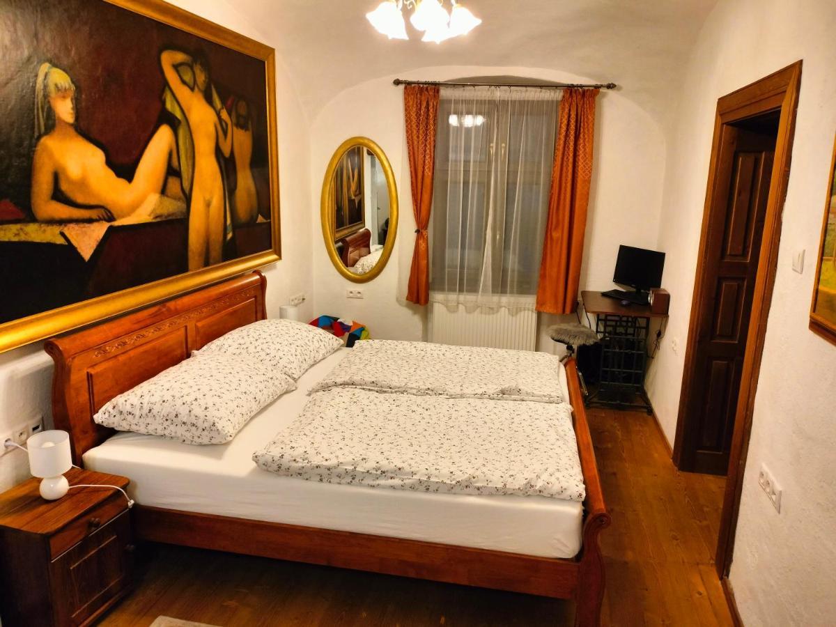 Paracelsus House Besztercebánya Kültér fotó